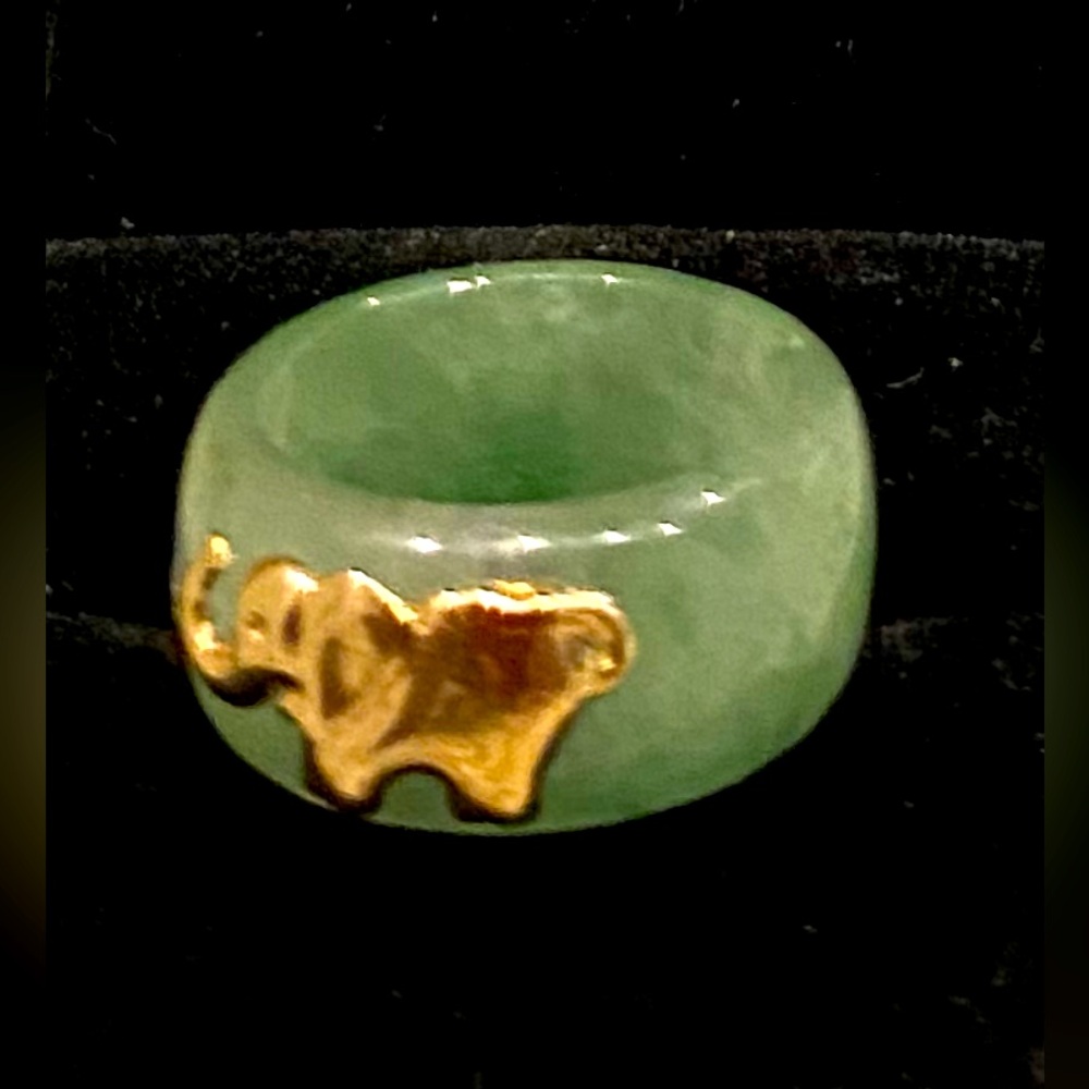 Green Jade 10k yellow solid gold Elephant ring band